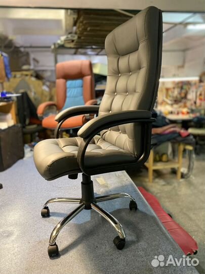 Компьютерное кресло