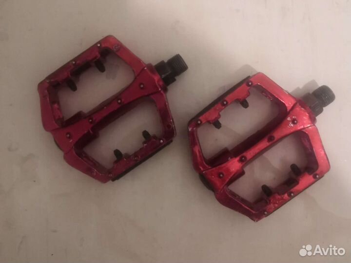Педали для велосипеда