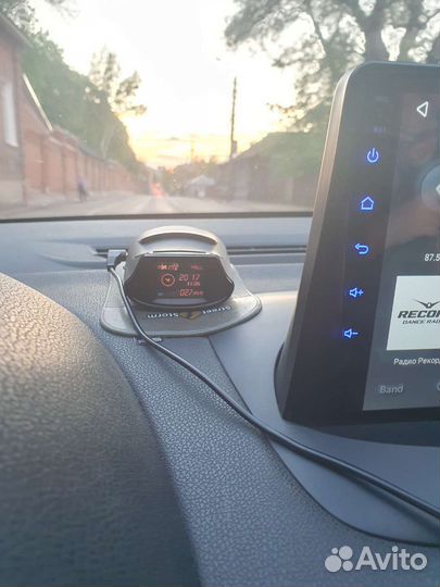 Радар детектор Street Storm STR-9750BT