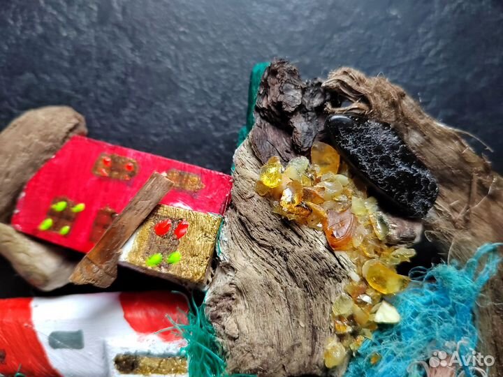 Сувенирные часы с дрифтвудом