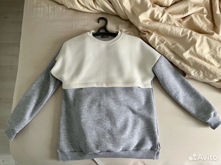 Теплый спортивный костюм для беременных и кормящих