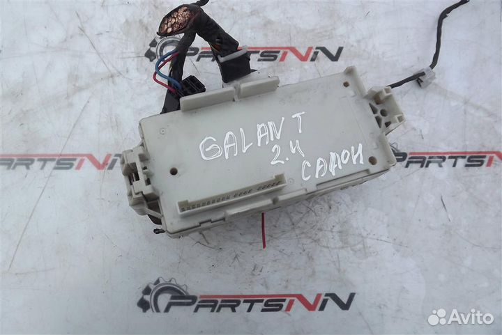 Блок предохранителей Митсубиши Галант 8