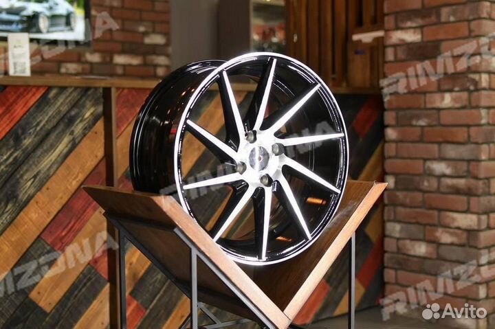 Литой диск в стиле vossen R18 5x114.3. Примерка ко