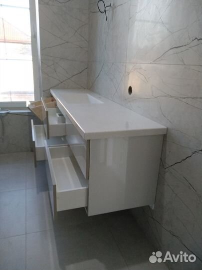 Столешница в ванную комнату