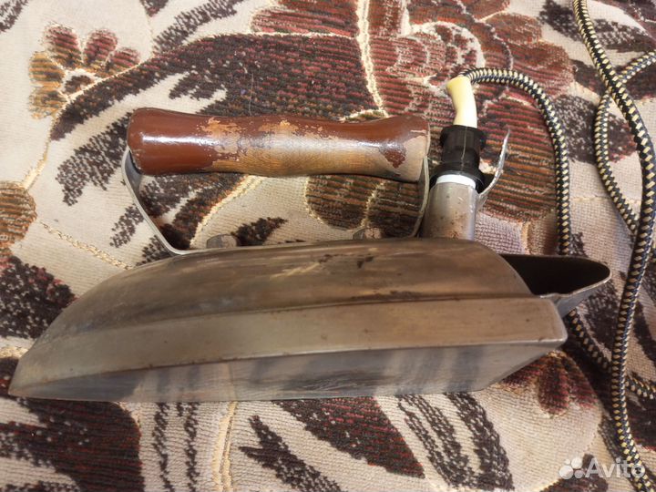 Утюг рабочий, СССР 1955 года