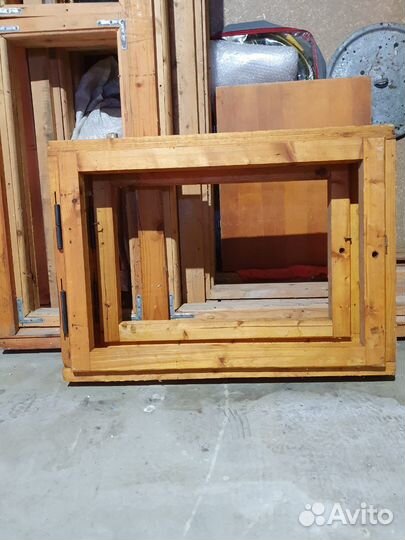 Окно деревянное (несколько штук)