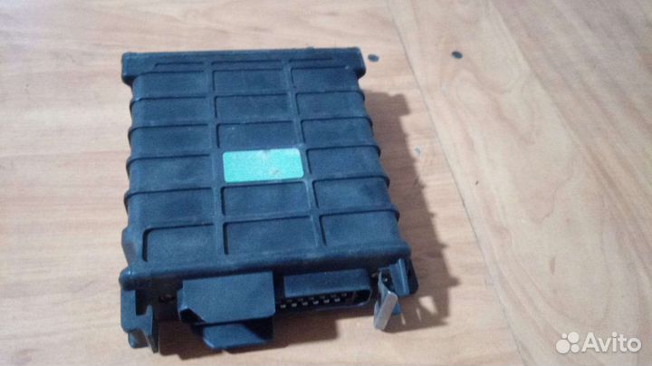 Блок управления двигателя Ауди 80