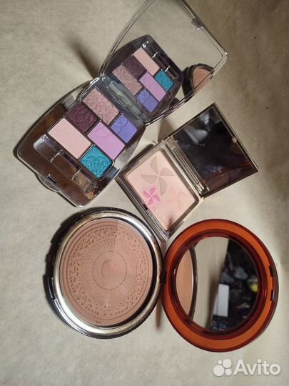 Пудра и тени тестеры