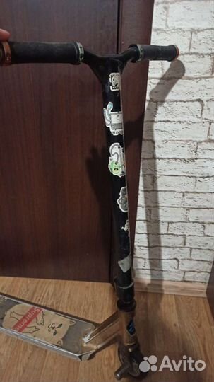 Самокат трюковой