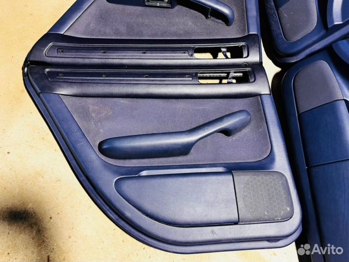 Обшивка боковой двери Audi A6 C5/4B 2.7 BES 2003