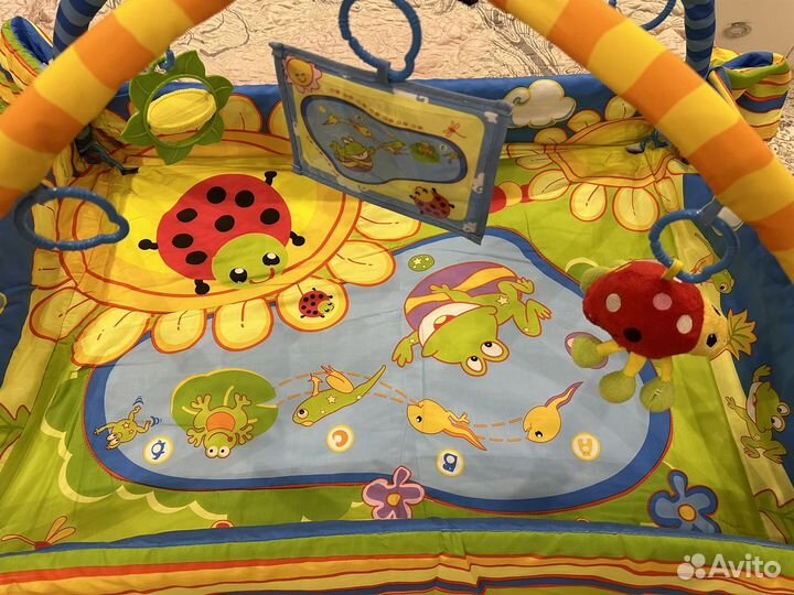Детский развивающийся коврик