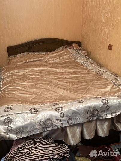 Спальный гарнитур бу