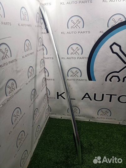 Рейлинг правый Volkswagen Tiguan 5N2 cbab 2008