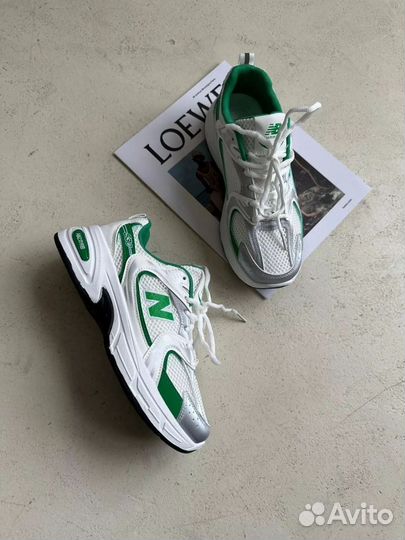 Кроссовки женские new balance