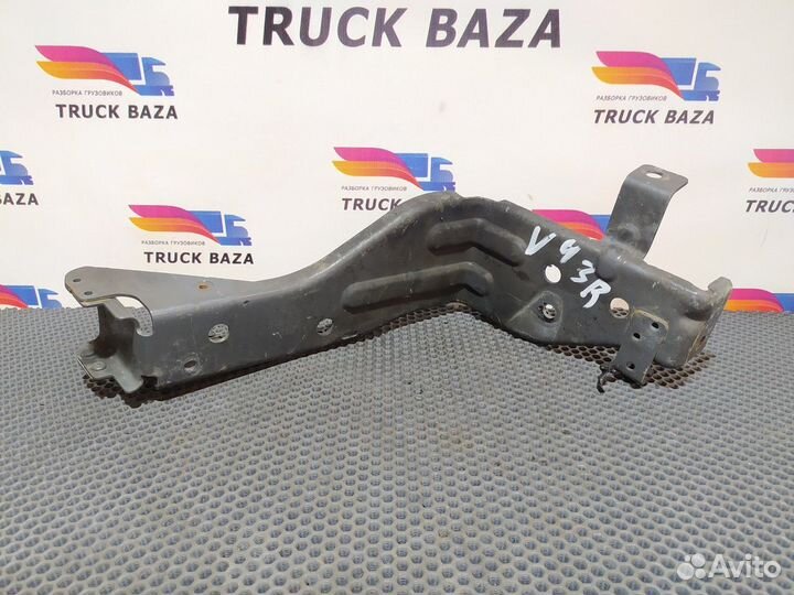 Кронштейн фары правой Volvo FH