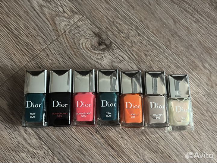 Лак для ногтей Dior