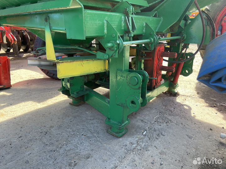 Разбрасыватель удобрений Корммаш РУН-0,8, 2015