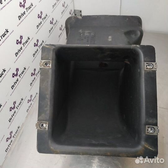 Патрубок отопителя Renault Magnum volvo DXI12