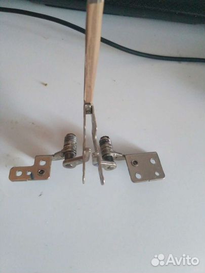 Петли ноутбука samsung NP370R5E NP450R5E NP470r5e