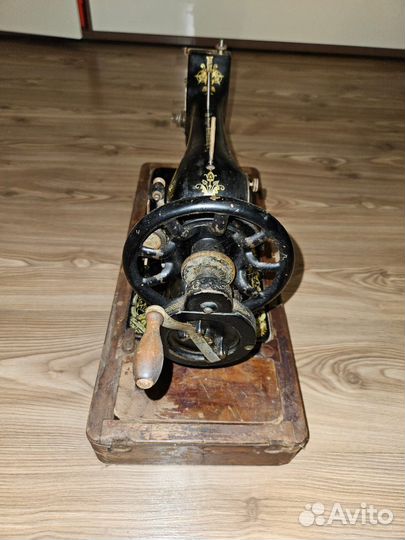 Швейная машинка зингер бу