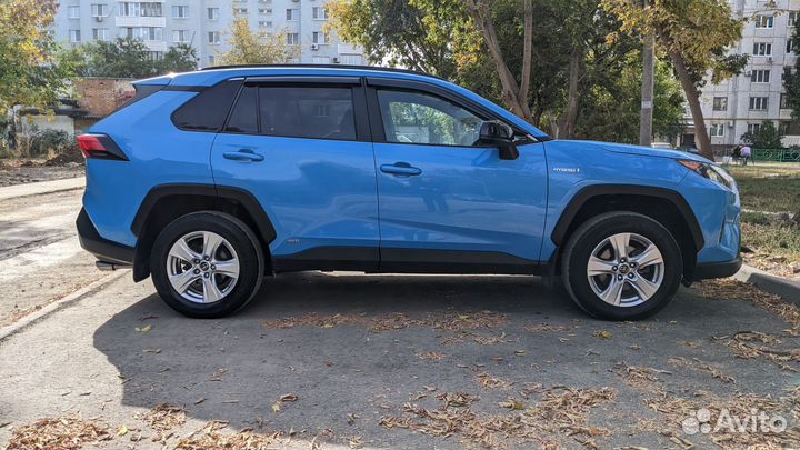Toyota RAV4 2.5 AT, 2019, 50 000 км