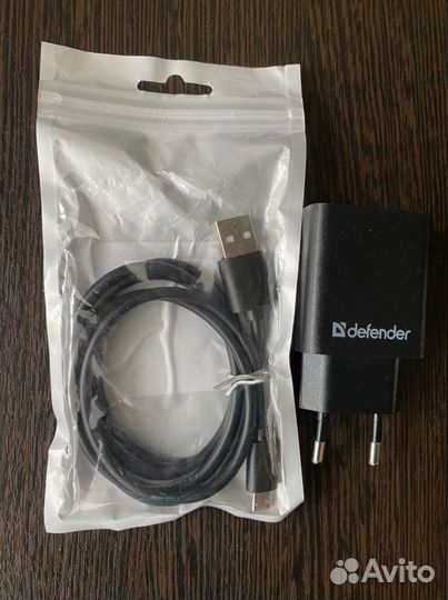 Зарядное устройство micro-USB/USB Defender новый