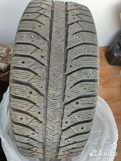 Firestone Ice Cruiser 7 205/55 R16
