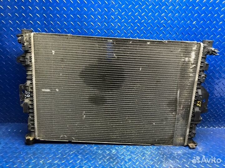 Радиатор двигателя Land Rover Freelander 2