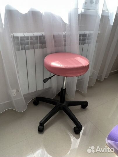 Косметологический стул
