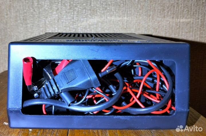 Зарядное устройство Вымпел -30