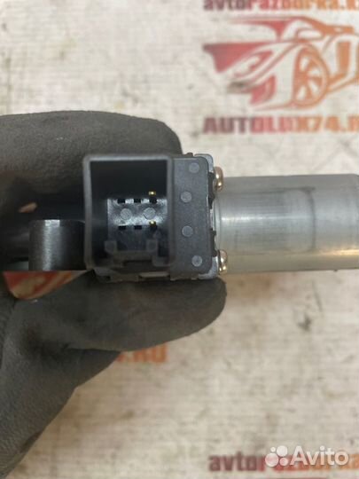 Моторчик стеклоподъемника передний левый Mazda 3