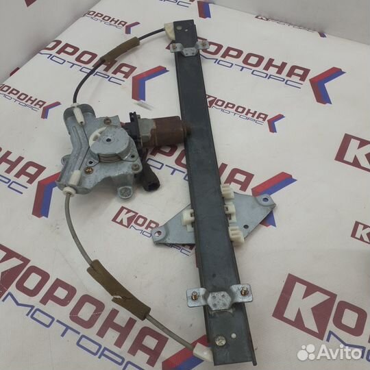Мотор стеклоподъемника задний правый