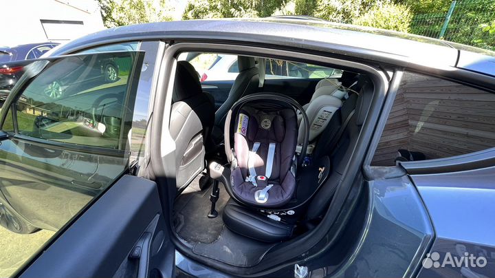 Детское автокресло Cybex Cloud Z с базой