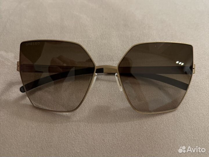 Солнцезащитные очки женские брендовые