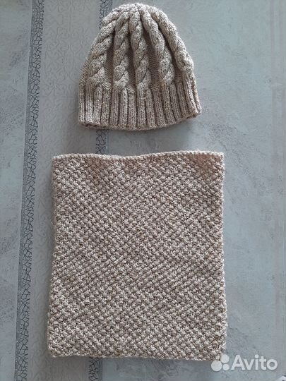 Комплект шапка и снуд