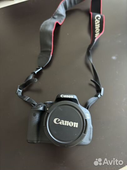 Зеркальный фотоаппарат canon EOS 600d