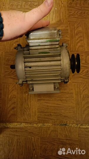 Двигатель асинхронный 220 СССР 3 фазный