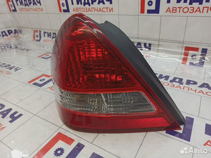 Фонарь задний левый Nissan Tiida (C11) 26555-EL00A