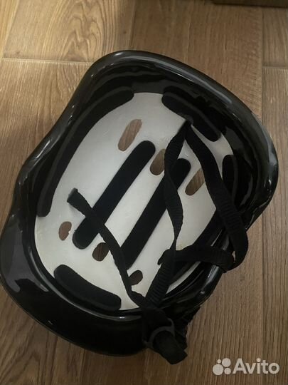 Продается детский шлем защита для роликов