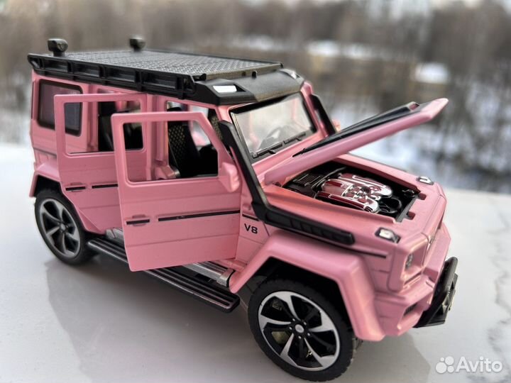 Модель металлической машинки Mercedes Gelentwagen