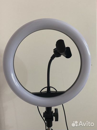 Кольцевая лампа