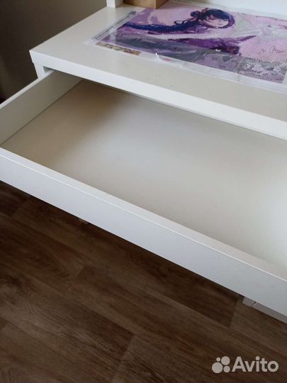 Письменный стол IKEA mikke