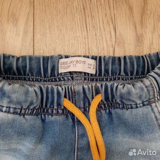 Джинсы для мальчика 98