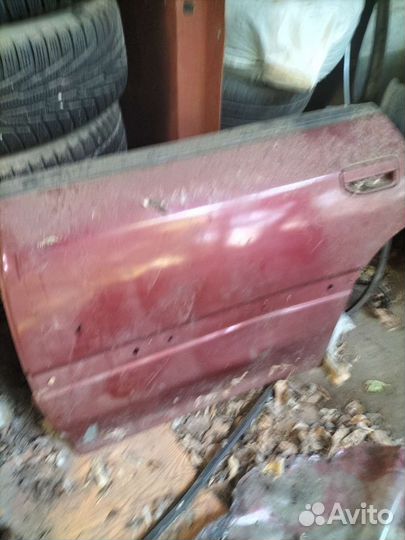 Дверь задняя Субару Легаси BF