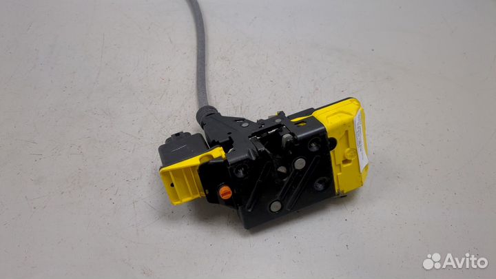 Замок двери Volvo XC90, 2010