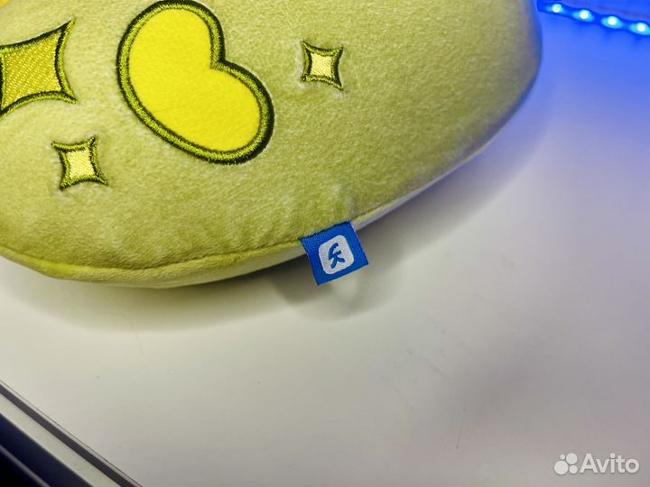 Подушка дорожная под шею VK