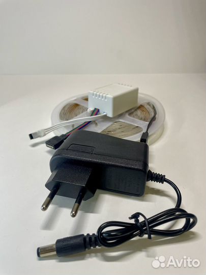 Лента RGB с пультом 5м (светодиодная лента )