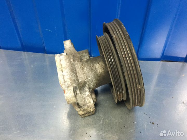 Помпа водяной насос Хендай Соната 5 G4GC 2.0