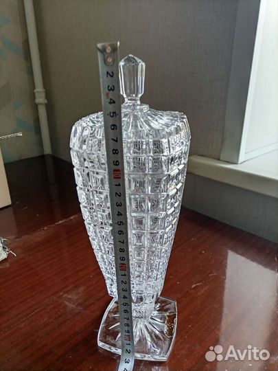 Хрустальная ваза