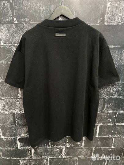 Футболка Essentials FOG